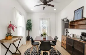Cozy South Orchard Getaway Near Downtown - Image 3