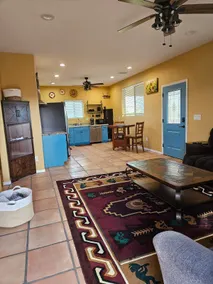 Casita Hideaway w/Fenced yard - Image 2