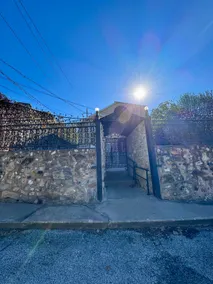 Cole's Casa - Image 2