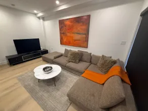 Modern 2BR Coach House, West Van- New Construction - Image 5