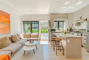 Modern 2BR Coach House, West Van- New Construction - Image 2