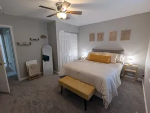 Main Stays West - Image 3