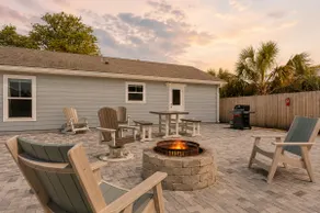 Ocean Oasis by Avantstay Block to Beach West Pcb, Pet-friendly - Image 2