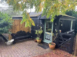 Romantic Cabin Retreat • Outdoor Bath, North Wales - Image 4