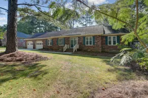 Family Cove 4BR Pool and Billiards - Image 2
