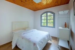 Bamboo House: Charming with Balcony and Fireplace - Image 4