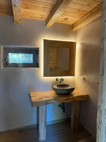 Cedar Wood Cabin - Image 5