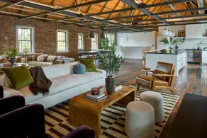 Amelia's Loft - Funky Hideaway - Walk to Brewery - Image 5