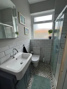 Charming 3 bed house, 15 mins walk to City Centre - Image 5