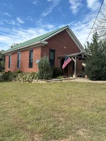 Lewisburg Country Schoolhouse - Image 2
