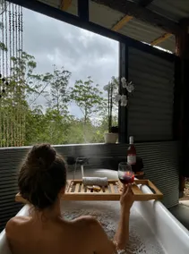 Ruby Red ECO Bush Cottage-Heated Pool, Sauna, Yoga - Image 3