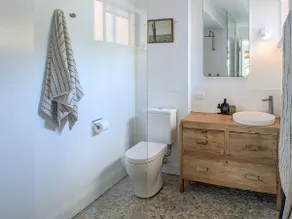 Main Beach home overlooking Yuraygir National Park - Image 3