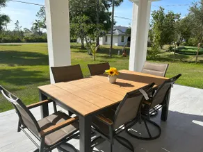Bright & Cozy Florida Retreat near Port Charlotte - Image 2