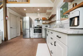 Birch and Tide Retreat - Image 4
