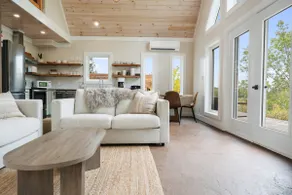 Birch and Tide Retreat - Image 5