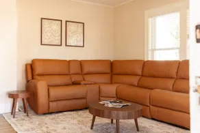 Sweet Maple Home in Walnut Creek - Image 3