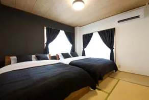 Accommodates up to 9 people | Free WiFi | Limited to 1 group per day | 2 Bedroom ZA298 - Image 3