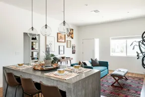 Bikes Included - Spacious 2 Bed Modern Retreat - Image 3
