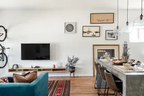 Bikes Included - Spacious 2 Bed Modern Retreat - Image 4
