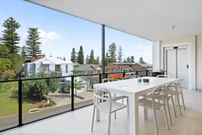 Modern Cottesloe Horizons - Image 2