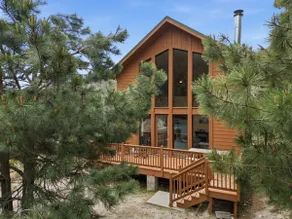 The Hike Mt. Lemmon Cabin at Mt. Lemmon Hotel - Image 5