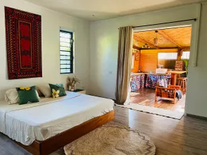 Independent bungalow with private terrace - Image 2
