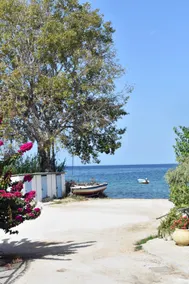Kýma Seafront House - Image 4