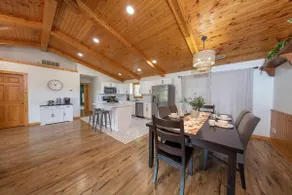 Cozy Cottage Retreat- Guest House - Image 5