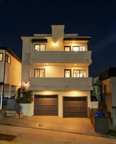 Luxe 4B/4B Oasis | Ocean Views | Rooftop & Garage - Image 5