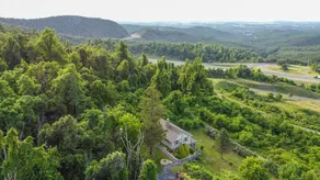 Gatekeeper Cottage | Views, Fireplace, EV - Image 3