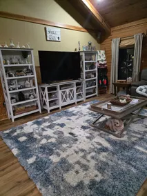 Home away from home Log cabin. - Image 2