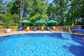 Pool Oasis w/HotTub/FirePit/Games near Uptown - Image 2