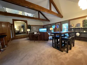 Loft at the Vandenbergh Mansion - Image 4