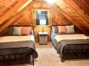 Whitetail Hollow Cabin - Image 4