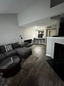 Atlanta Summer Deals Loft + Balcony + Fireplace - Image 2