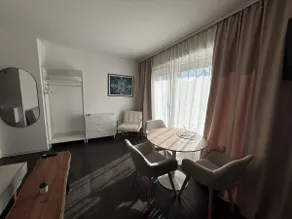 Studio-Standard-Private bathroom - Image 2
