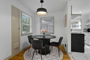 South Hill Hideaway - Image 3