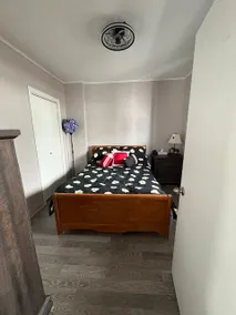 Full 1 bedroom apartment with double bed. - Image 5