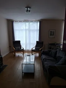 Quiet 2 bedroom flat in Darlington with free parking, wi-fi and more - Image 5