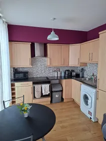 Quiet 2 bedroom flat in Darlington with free parking, wi-fi and more - Image 3