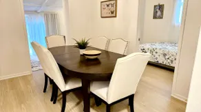 Bright & Cozy Retreat Near Shops & Subway - Image 2