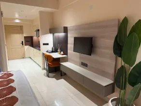 Blush & Bloom | Cozy Winter Stay Near Expo Mart - Image 2