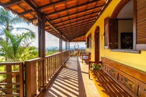 Yellow House Carcará with Hydro and Panoramic View - Image 3