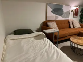 2nd Flr Apt (close to Gillette Stadium/World Cup) - Image 4