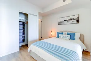 Sterling Urban Retreat | 1BR + Den | Gym| Netflix - Image 4