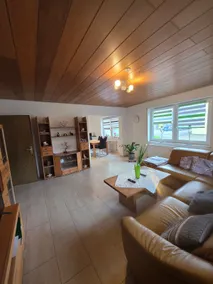 Beautiful bright 3.5 bedroom apartment. About 90 m² - Image 2