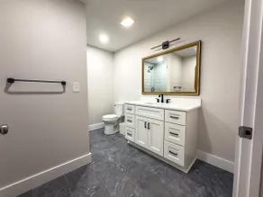 Modern Comfort in the Heart of Historic Salem - Image 5