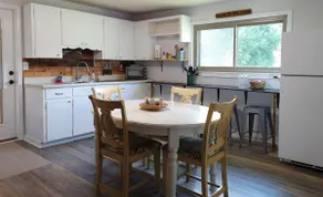 Catrett Country Cottage - Image 3