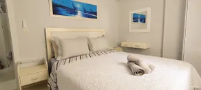 2 bedrooms with central air conditioning - Image 2