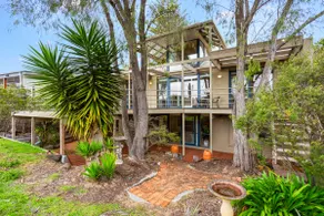 Private Access to Beach, Oceanview with Home Gym - Image 2